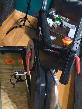 Bicicleta Spinning SportsTech SH500