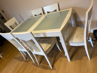 Mesa comedor blanca con 6 sillas