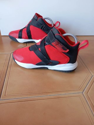Zapatillas TMK Easy X Rojas y Negras