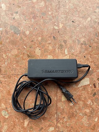 Cargador SmartGyro Patinete Eléctrico