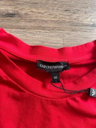 Camiseta Emporio Armani Roja Mujer Talla L (Nueva)