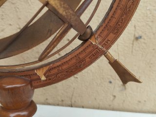 Mappamondo sfera armillare da tavolo in legno