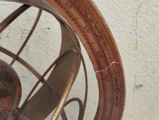 Mappamondo sfera armillare da tavolo in legno