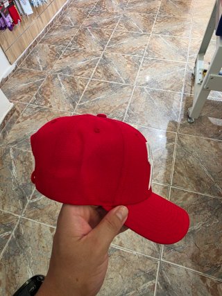 Gorra Canelo Alvarez Diseño Unico Rojo y Negro