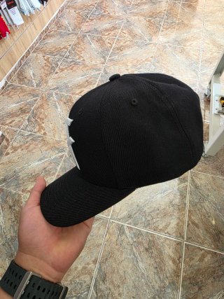 Gorra Canelo Alvarez Diseño Unico Rojo y Negro
