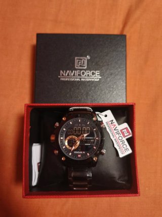 Reloj Naviforce Negro