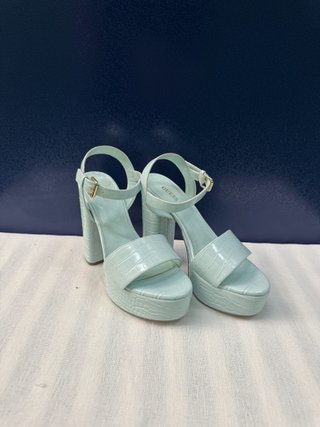 Sandalias plataforma Guess – Azul menta efecto
