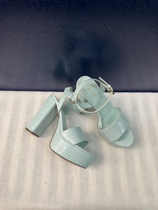 Sandalias plataforma Guess – Azul menta efecto