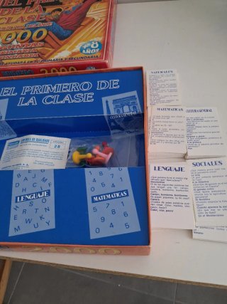 Juego El Primero de la Clase 2000 Preguntas