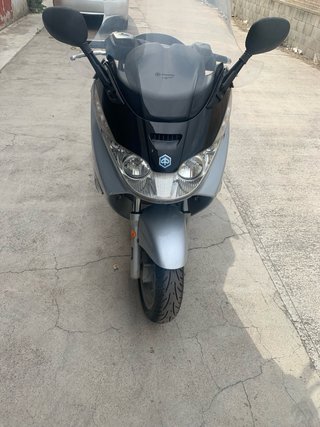 Piaggio X8 200cc Plata