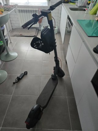 Patinete Eléctrico con Bolso y Candado