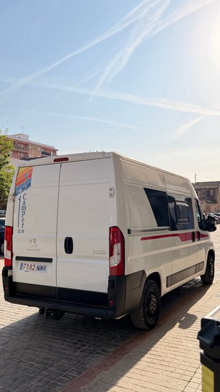 Peugeot Boxer 2021 camper Van Premium