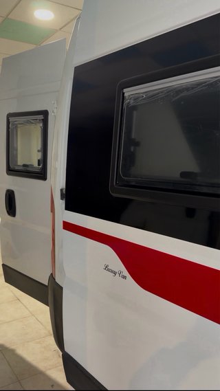 Peugeot Boxer 2021 camper Van Premium