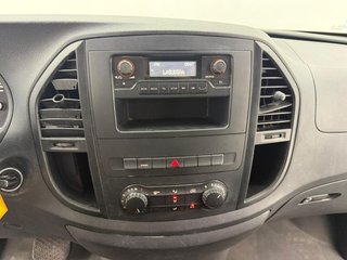 Mercedes Vito 111 e-VITO 85KW (116cv). FURGON LARGO 41kw/h