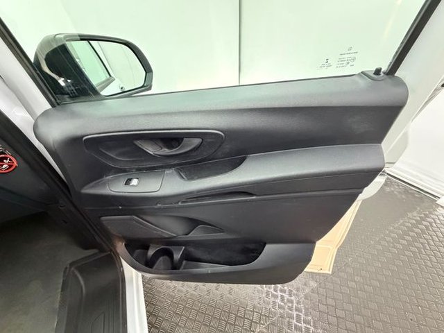 Mercedes Vito 111 e-VITO 85KW (116cv). FURGON LARGO 41kw/h