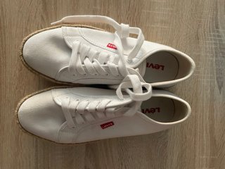Zapatos Levis Mujer Blancos con tacon