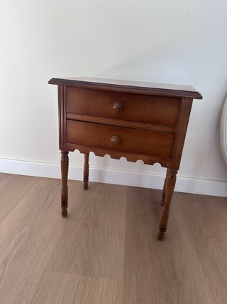 Conjunto mesas de noche antiguas/clasicas/vintage
