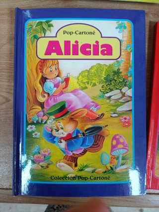 Colección Pop-Cartoné – Estuche con 4 cuentos