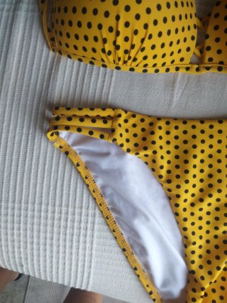 Bikini amarillo lunares talla M