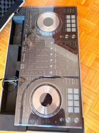 Controladora DJ Pioneer DDJ-SZ 2