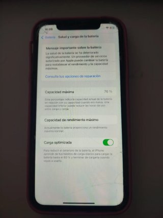 iPhone XR , 64gigas amarillo y libre, 3 fundas