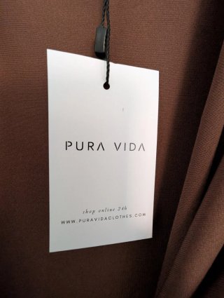 Vestido largo marrón manga larga