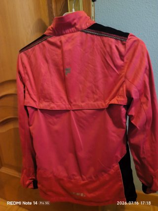 Chaqueta Fila Rosa y Negra