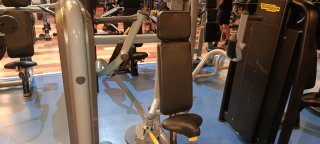 Máquina de gimnasio Technogym