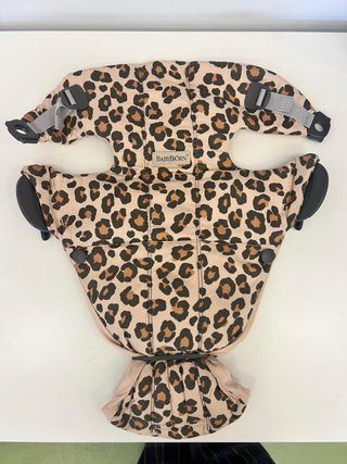 Hamaca Bebé BabyBjörn Leopardo