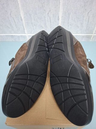 Zapatos Amarpies Confort con detalles tipo charol