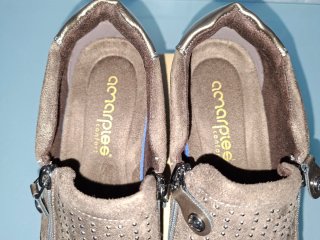 Zapatos Amarpies Confort con detalles tipo charol