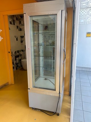 Vitrina expositora refrigerada