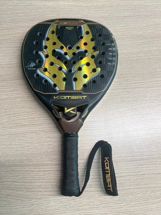 Pala de padel kombat xifos v2 practicamente nueva