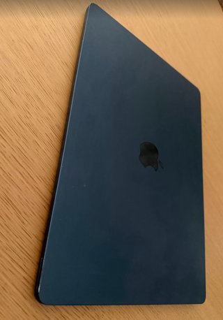 MacBook Air 15 M3 16GB/256GB