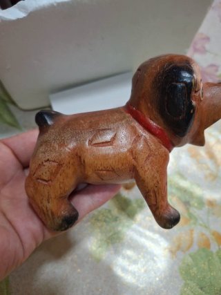 Cagnolino in legno artigianale