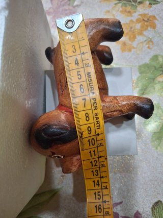 Cagnolino in legno artigianale