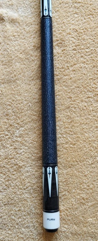 Taco de billar Fury  flecha de madera HT Original