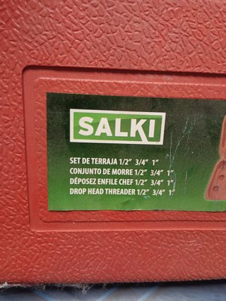 SALKI 5001700 - Set de terraja 1/2"-3/4"-1" , En su maletin
