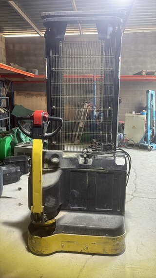 Apilador eléctrico Hyster Batería Nueva