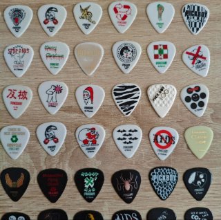 110 púas guitarra Pickboy Ed. Limitada