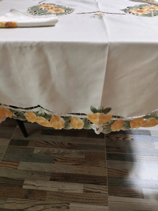 Mantelería y 10 servilletas girasoles