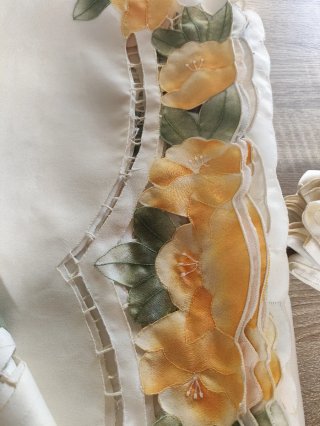Mantelería y 10 servilletas girasoles