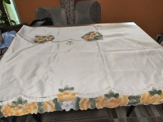Mantelería y 10 servilletas girasoles