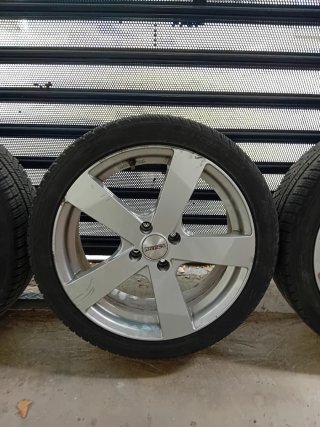 Llantas 17 con neumáticos Mini
