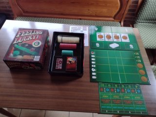 Juego de mesa Feeling Lucky Parker sin estrenar.