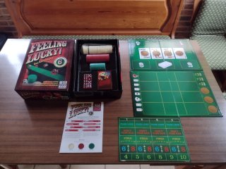 Juego de mesa Feeling Lucky Parker sin estrenar.