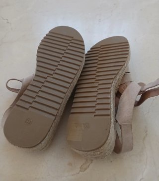 Sandalias Beige Talla 38