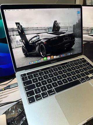 MacBook Pro 2020 + Paq Office/Adobe