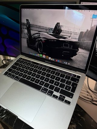 MacBook Pro 2020 + Paq Office/Adobe