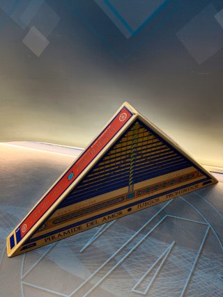 Giochi da tavolo, Piramide dell'Amore, buone condizioni